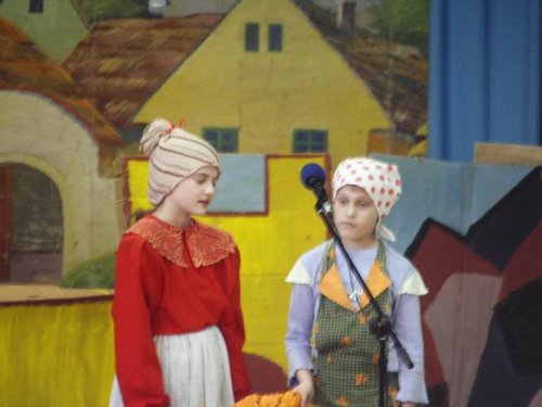 Hraje celá dědina aneb S veselou myslí na nesmysly. - 18.3.2006